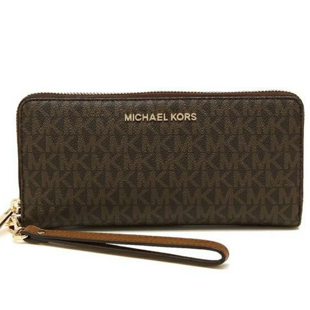 Michael Kors Jet Set Travel Large Travel CONTINENTAL Wristlet-Wallet Brown